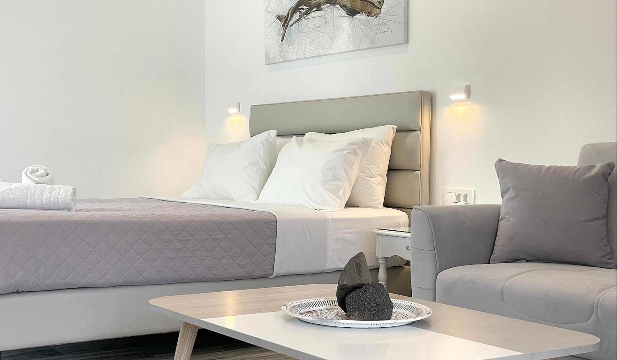 Hermoso Luxury Suites 모노리토스 외부 사진
