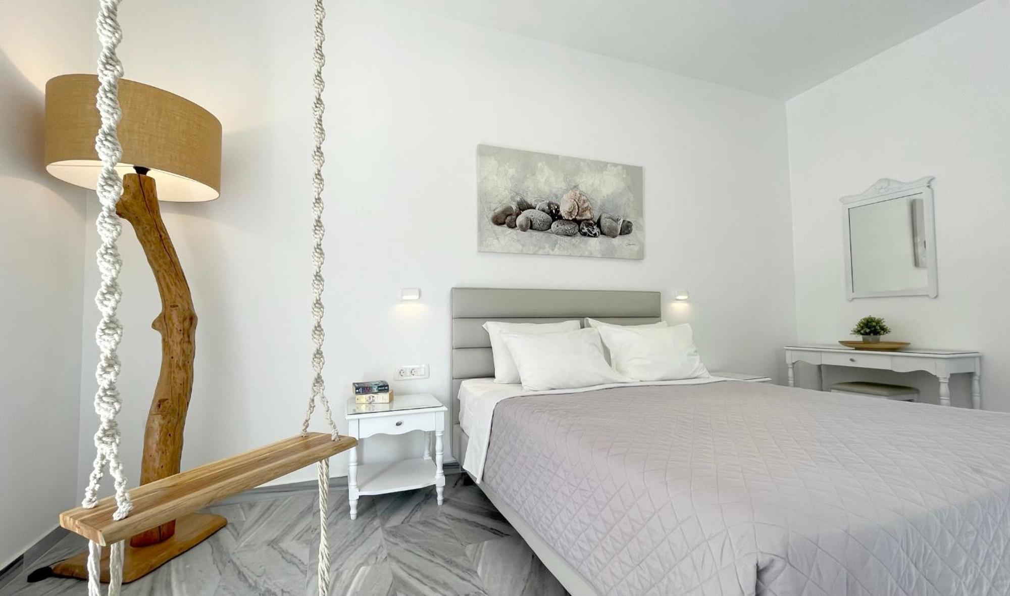 Hermoso Luxury Suites 모노리토스 객실 사진