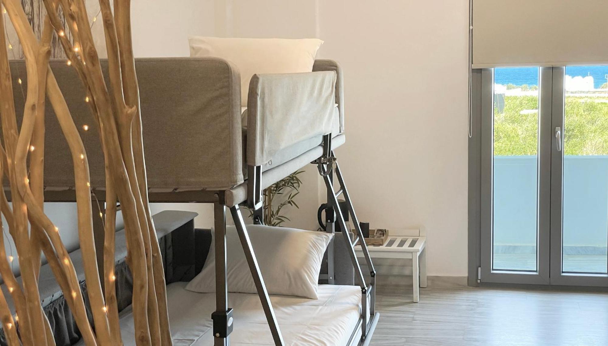 Hermoso Luxury Suites 모노리토스 객실 사진