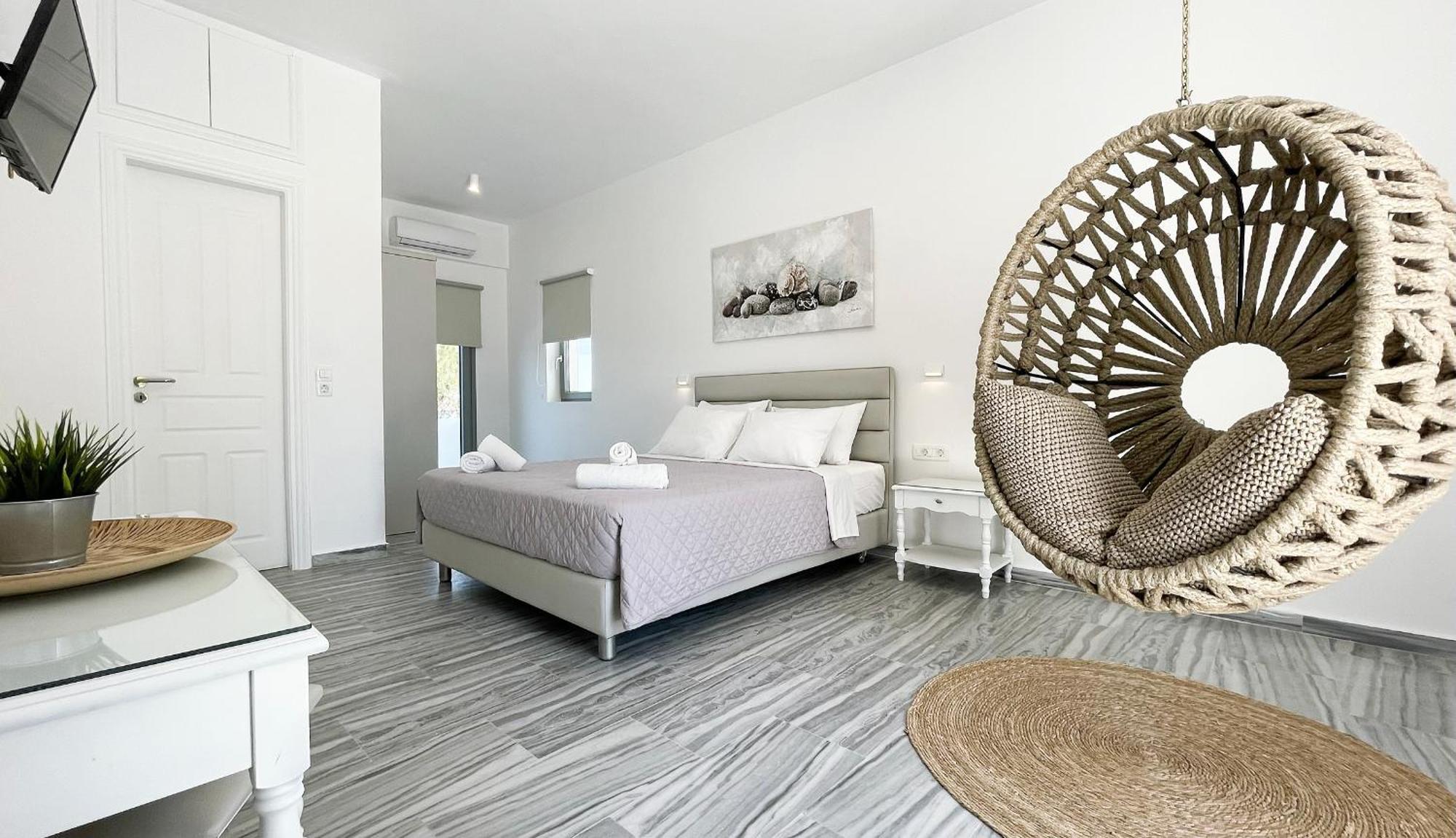 Hermoso Luxury Suites 모노리토스 객실 사진